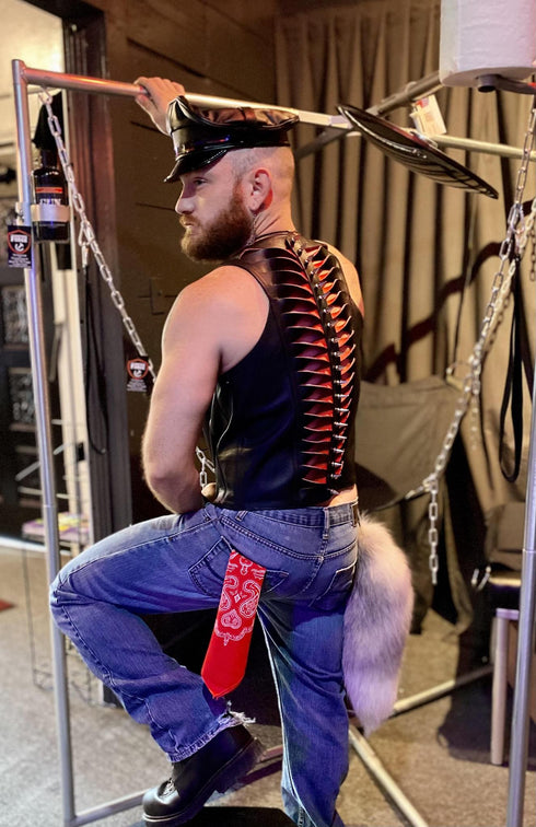 Torsion Leather Vest - Red